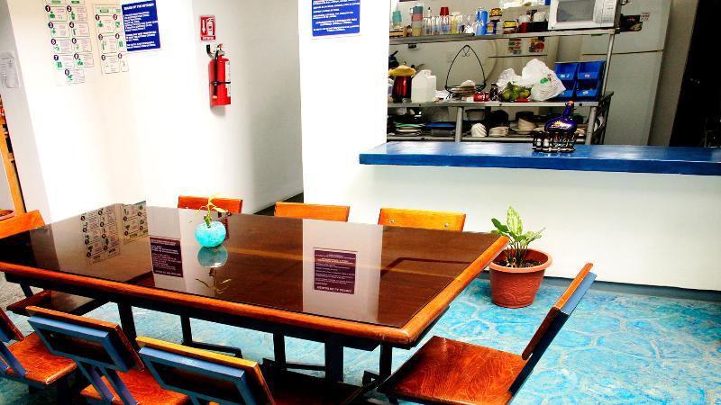 Hostal Azul Y Blanco Santa Cruz Huatulco Bagian luar foto